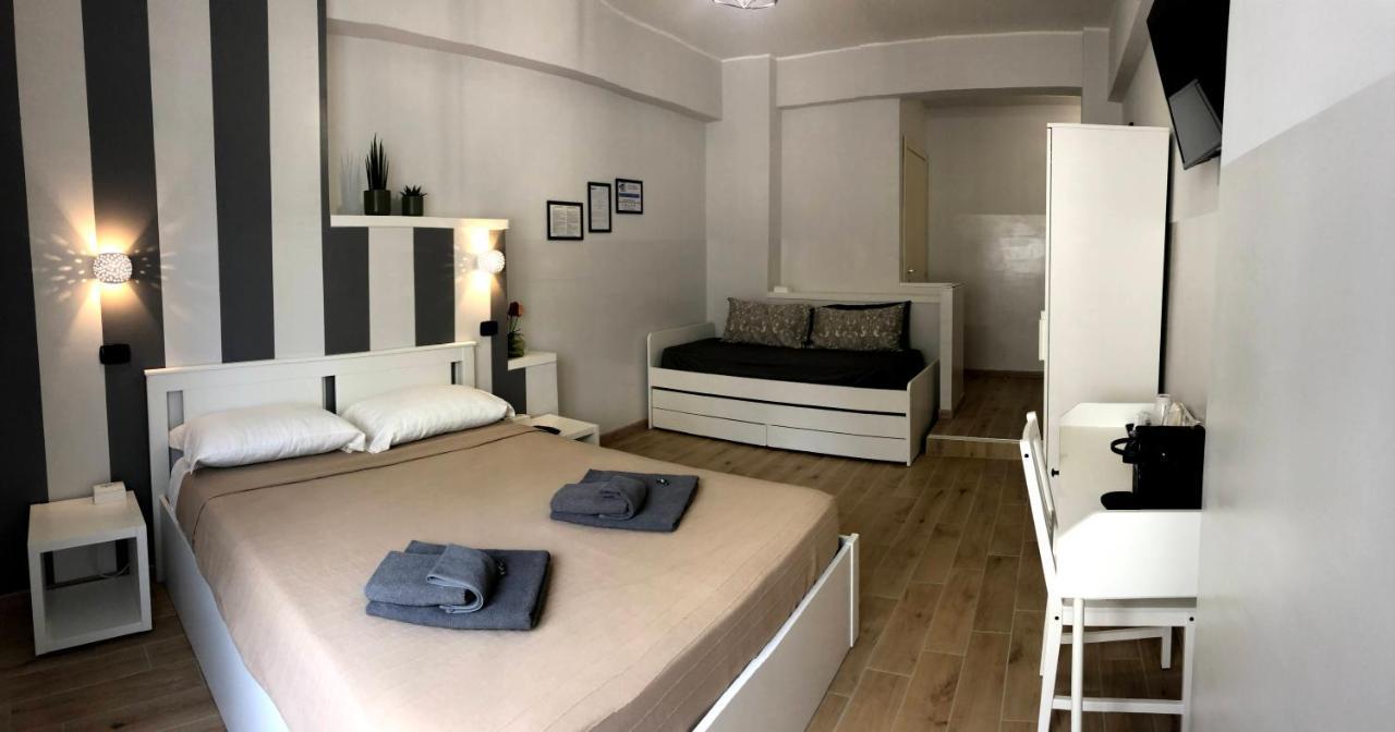 Bed and Breakfast Avec Moi Roma Zewnętrze zdjęcie