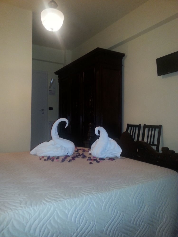 Bed and Breakfast Avec Moi Roma Zewnętrze zdjęcie